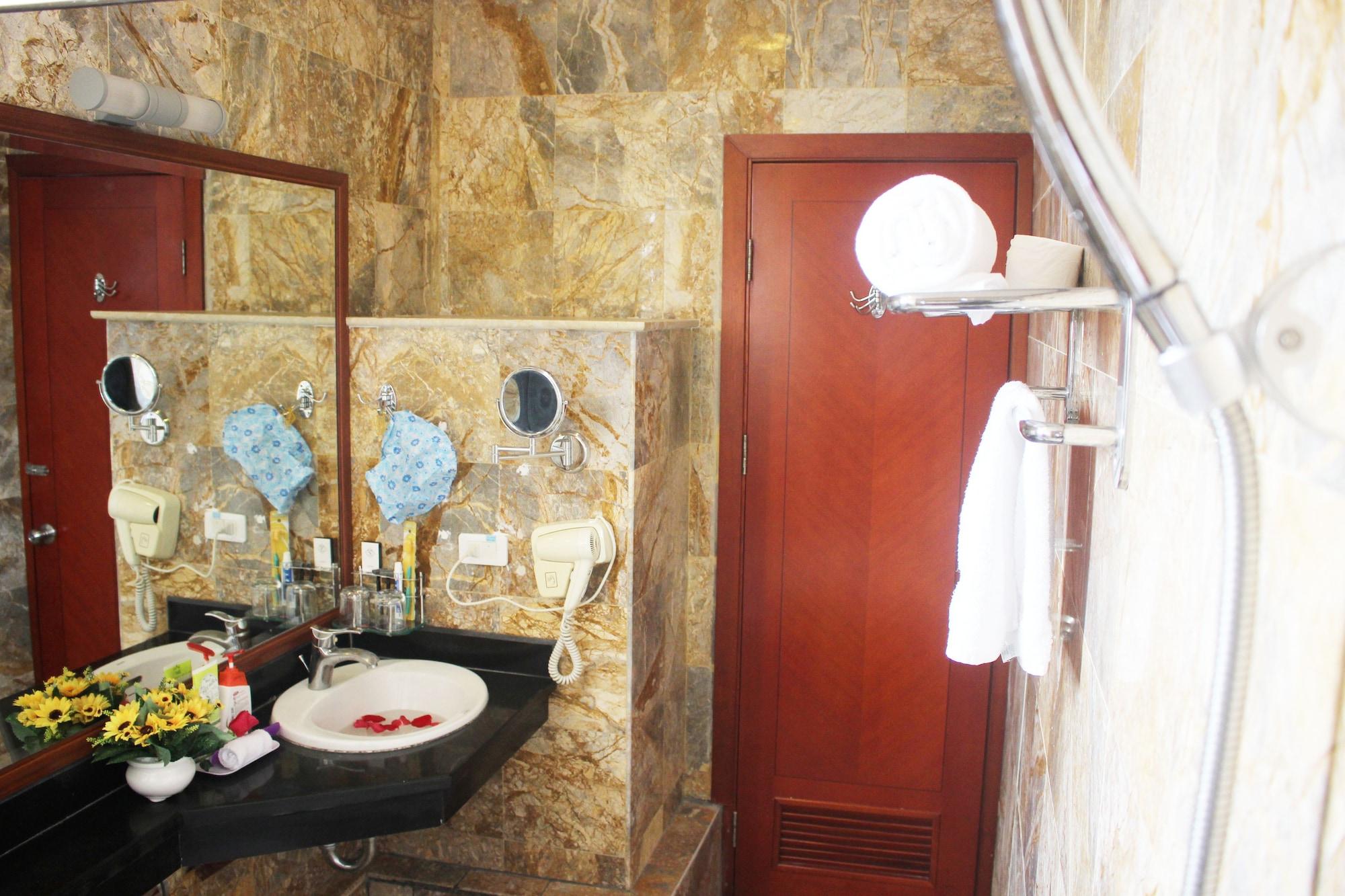 האנוי A25 Hotel - Bach Mai מראה חיצוני תמונה