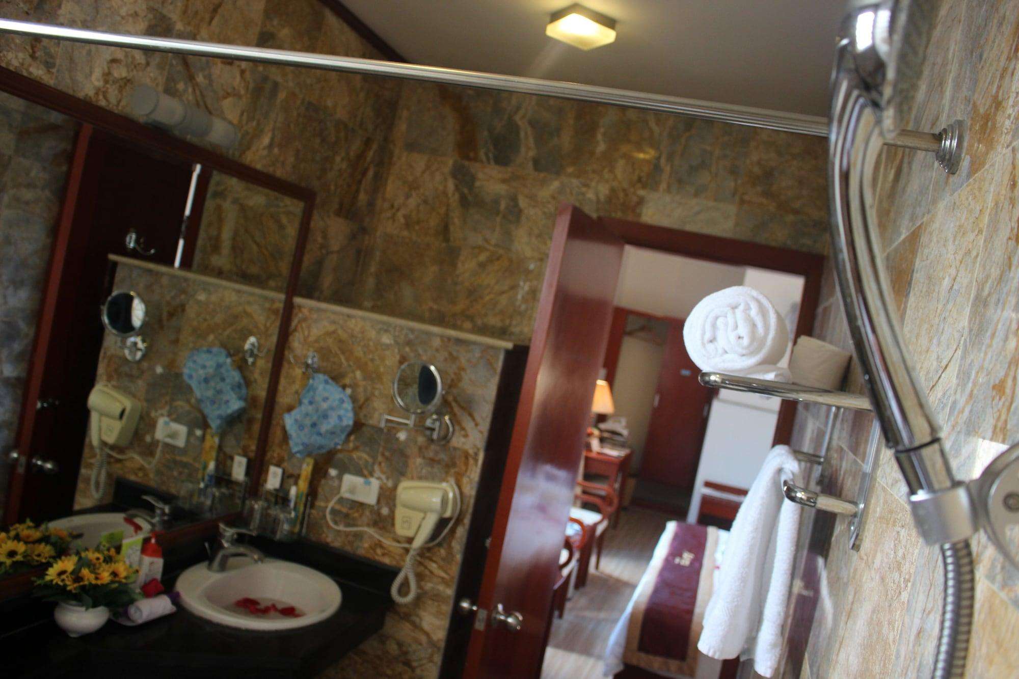 האנוי A25 Hotel - Bach Mai מראה חיצוני תמונה